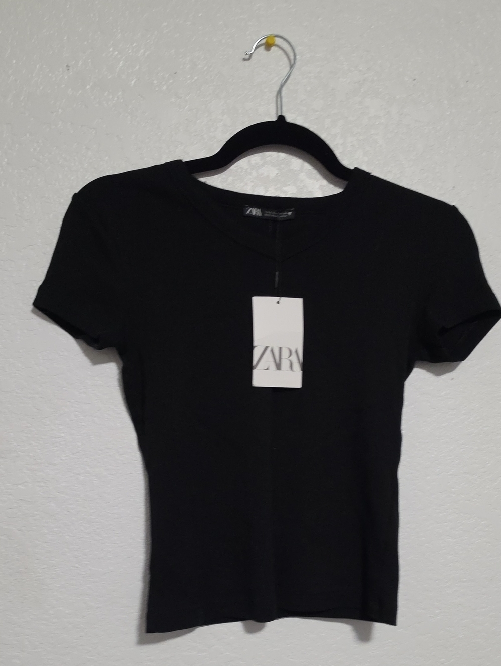 Zara Black Short Sleeve V-Neck Tee